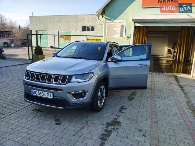 Сірий Джип Compass, об'ємом двигуна 2.4 л та пробігом 71 тис. км за 16200 $, фото 2 на Automoto.ua