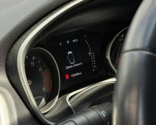 Сірий Джип Compass, об'ємом двигуна 2.36 л та пробігом 130 тис. км за 15000 $, фото 13 на Automoto.ua