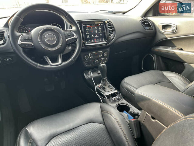 Серый Джип Компас, объемом двигателя 2.36 л и пробегом 84 тыс. км за 15500 $, фото 4 на Automoto.ua