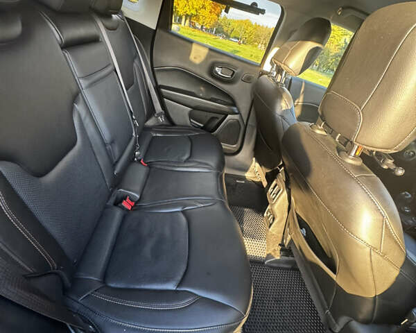 Серый Джип Компас, объемом двигателя 2.36 л и пробегом 183 тыс. км за 15400 $, фото 6 на Automoto.ua