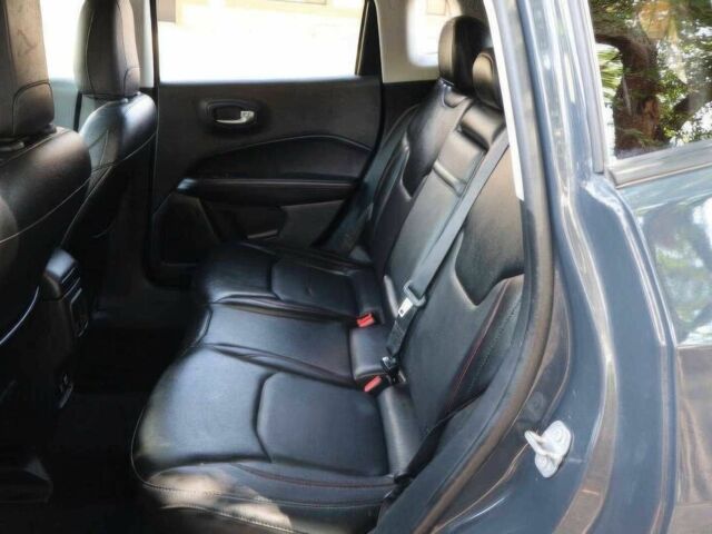 Джип Compass 2018 у Рівному на Automoto.ua Сірий Джип Compass, об'ємом двигуна 2.4 л та пробігом 50 тис. км за 2200 $, фото 15 на Automoto.ua