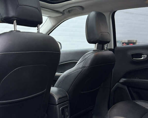 Серый Джип Компас, объемом двигателя 2.36 л и пробегом 107 тыс. км за 15400 $, фото 13 на Automoto.ua