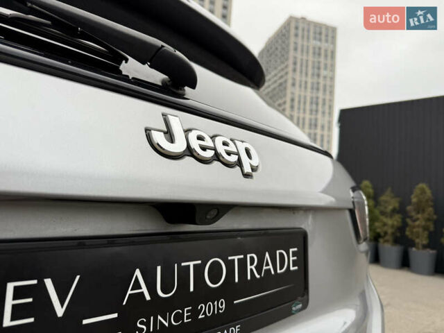 Серый Джип Компас, объемом двигателя 2.4 л и пробегом 191 тыс. км за 13400 $, фото 12 на Automoto.ua