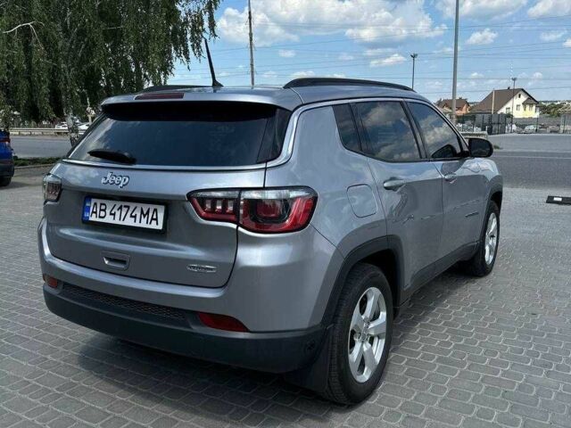 Сірий Джип Compass, об'ємом двигуна 2.4 л та пробігом 132 тис. км за 13900 $, фото 4 на Automoto.ua
