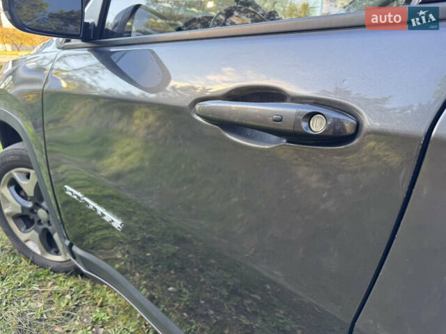 Джип Компас 2018 в Киеве на Automoto.ua Серый Джип Компас, объемом двигателя 2.4 л и пробегом 144 тыс. км за 15800 $, фото 13 на Automoto.ua