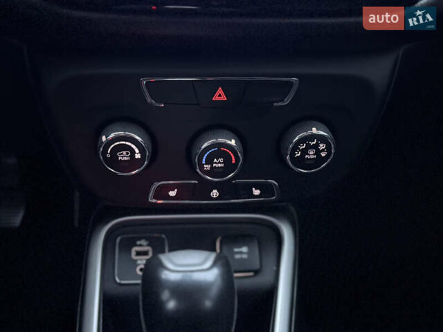 Серый Джип Компас, объемом двигателя 2.36 л и пробегом 105 тыс. км за 14950 $, фото 25 на Automoto.ua