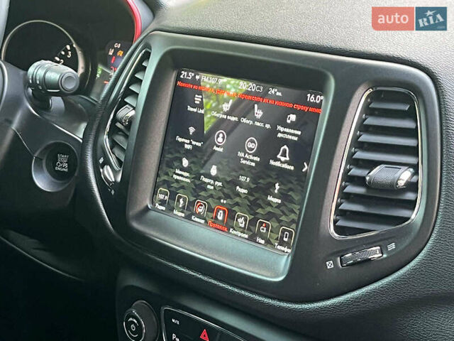 Сірий Джип Compass, об'ємом двигуна 2.4 л та пробігом 63 тис. км за 17990 $, фото 23 на Automoto.ua