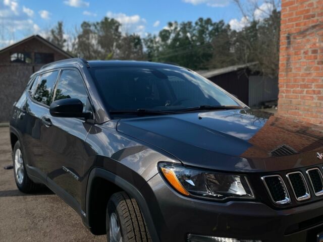 Серый Джип Компас, объемом двигателя 2.4 л и пробегом 96 тыс. км за 16000 $, фото 5 на Automoto.ua