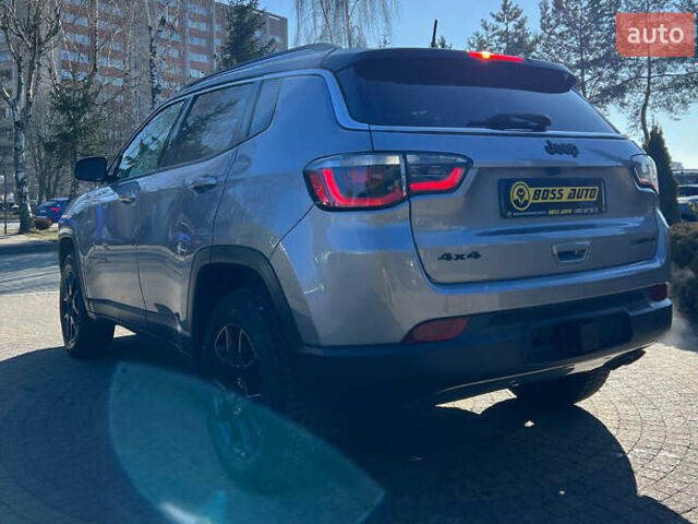 Сірий Джип Compass, об'ємом двигуна 2.4 л та пробігом 167 тис. км за 17700 $, фото 4 на Automoto.ua