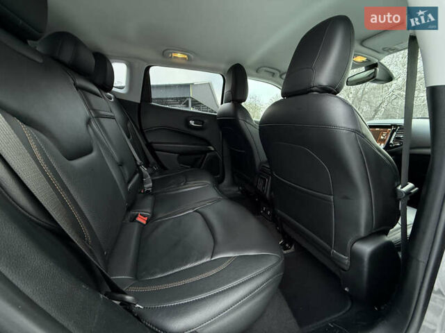 Сірий Джип Compass, об'ємом двигуна 2.4 л та пробігом 136 тис. км за 14700 $, фото 55 на Automoto.ua