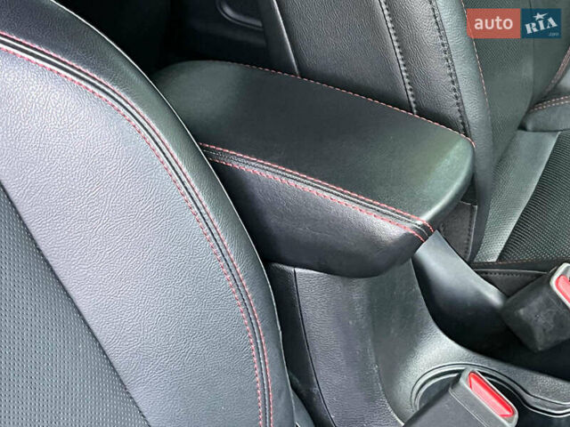 Сірий Джип Compass, об'ємом двигуна 2.4 л та пробігом 63 тис. км за 17990 $, фото 22 на Automoto.ua