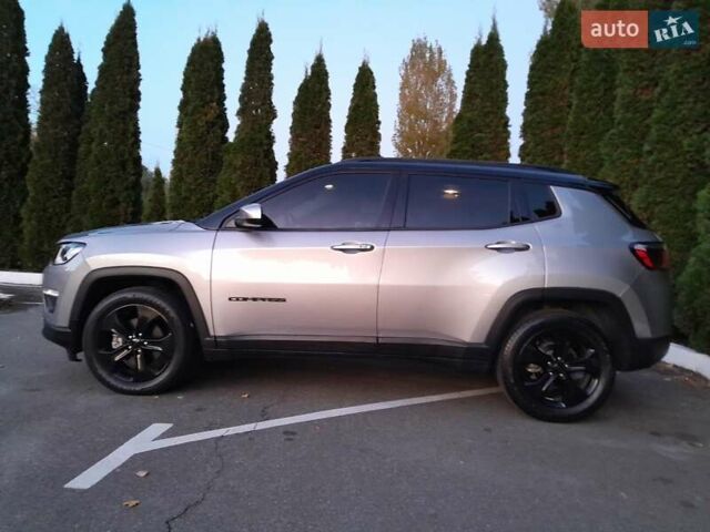Джип Компас 2018 в Киеве на Automoto.ua Серый Джип Компас, объемом двигателя 2.4 л и пробегом 119 тыс. км за 15950 $, фото 88 на Automoto.ua