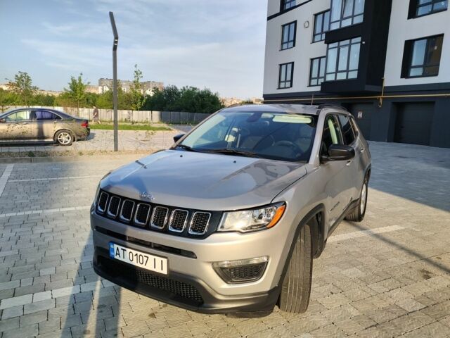 Серый Джип Компас, объемом двигателя 2.4 л и пробегом 173 тыс. км за 15800 $, фото 11 на Automoto.ua