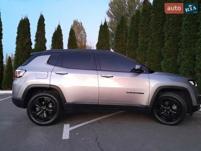 Джип Компас 2018 в Киеве на Automoto.ua Серый Джип Компас, объемом двигателя 2.4 л и пробегом 119 тыс. км за 15950 $, фото 85 на Automoto.ua