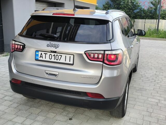 Серый Джип Компас, объемом двигателя 2.4 л и пробегом 173 тыс. км за 15800 $, фото 1 на Automoto.ua