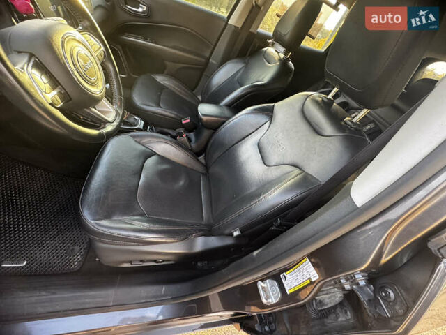 Серый Джип Компас, объемом двигателя 2.36 л и пробегом 183 тыс. км за 15400 $, фото 8 на Automoto.ua