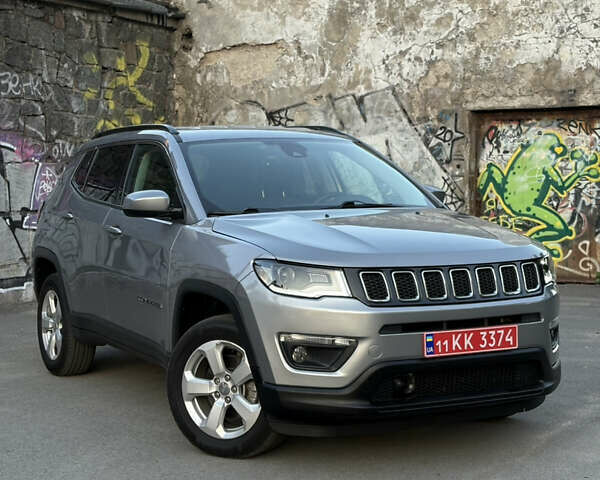 Серый Джип Компас, объемом двигателя 2.36 л и пробегом 123 тыс. км за 13800 $, фото 1 на Automoto.ua