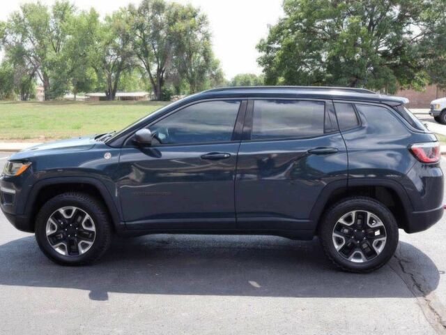 Джип Compass 2018 у Рівному на Automoto.ua Сірий Джип Compass, об'ємом двигуна 2.4 л та пробігом 50 тис. км за 2200 $, фото 3 на Automoto.ua