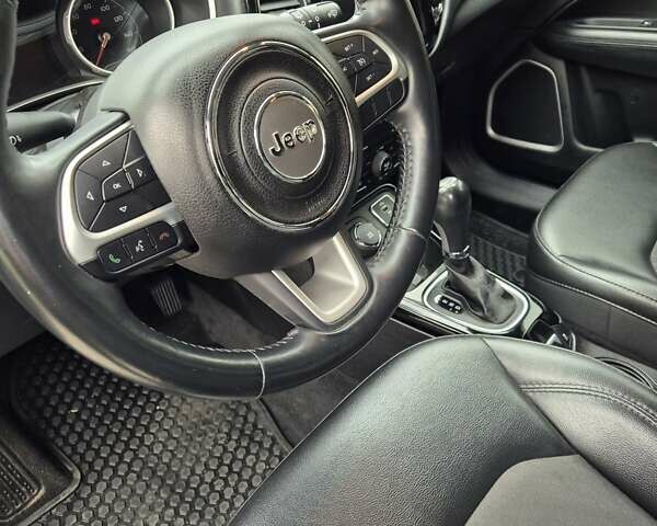 Серый Джип Компас, объемом двигателя 2.36 л и пробегом 90 тыс. км за 15990 $, фото 15 на Automoto.ua