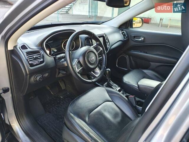 Сірий Джип Compass, об'ємом двигуна 2.4 л та пробігом 71 тис. км за 16200 $, фото 8 на Automoto.ua