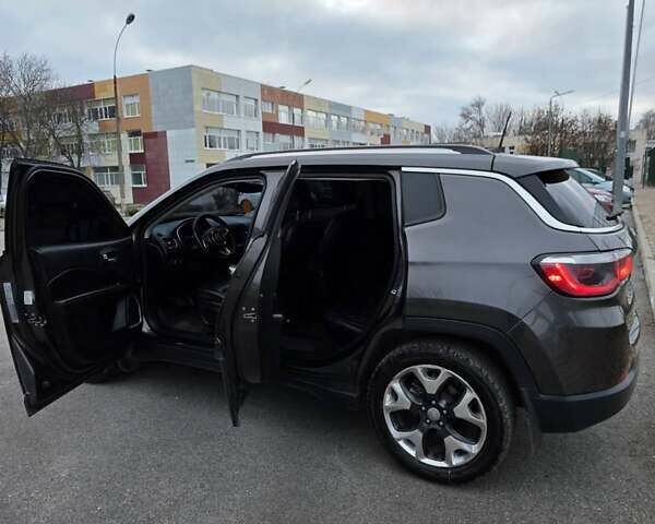 Серый Джип Компас, объемом двигателя 2.4 л и пробегом 70 тыс. км за 15000 $, фото 10 на Automoto.ua