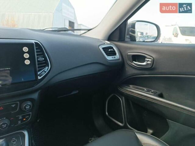 Серый Джип Компас, объемом двигателя 2.4 л и пробегом 190 тыс. км за 14490 $, фото 23 на Automoto.ua