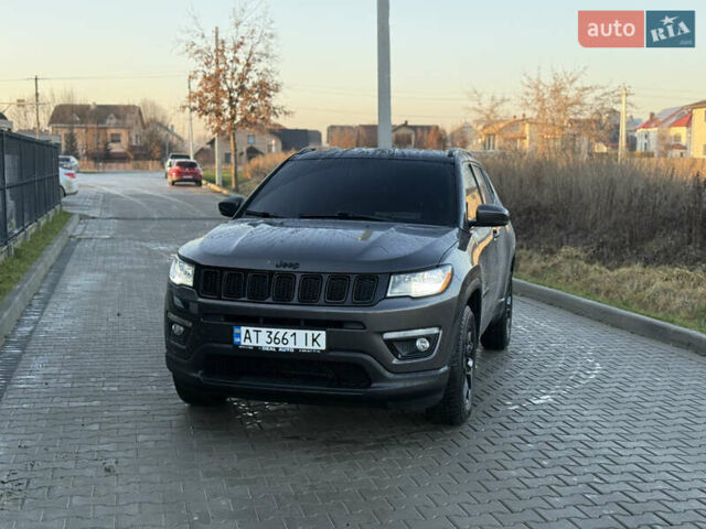 Серый Джип Компас, объемом двигателя 2.36 л и пробегом 69 тыс. км за 15800 $, фото 1 на Automoto.ua