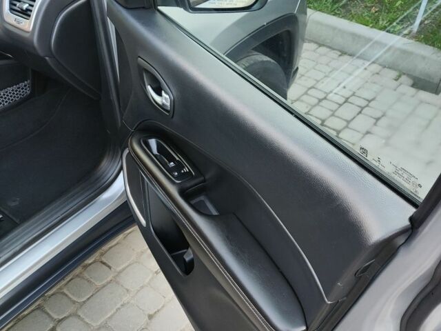 Серый Джип Компас, объемом двигателя 2.4 л и пробегом 173 тыс. км за 15800 $, фото 21 на Automoto.ua