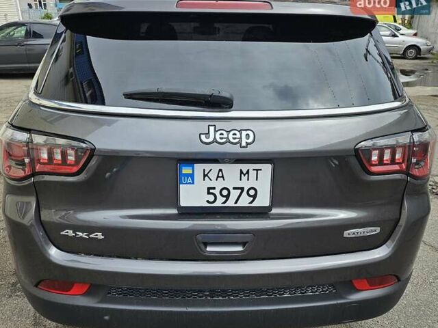 Сірий Джип Compass, об'ємом двигуна 2.36 л та пробігом 154 тис. км за 15600 $, фото 4 на Automoto.ua