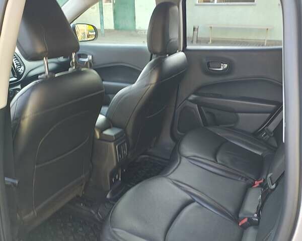Сірий Джип Compass, об'ємом двигуна 2.4 л та пробігом 71 тис. км за 16200 $, фото 11 на Automoto.ua