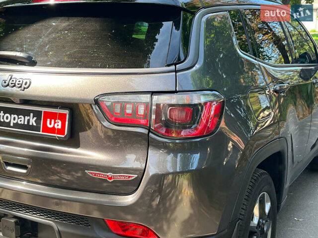 Сірий Джип Compass, об'ємом двигуна 2.4 л та пробігом 63 тис. км за 17990 $, фото 8 на Automoto.ua