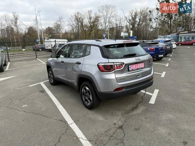Сірий Джип Compass, об'ємом двигуна 2.4 л та пробігом 127 тис. км за 14900 $, фото 4 на Automoto.ua
