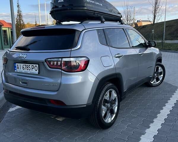 Джип Compass 2018 у Ирпене на Automoto.ua Сірий Джип Compass, об'ємом двигуна 2.4 л та пробігом 116 тис. км за 14900 $, фото 3 на Automoto.ua