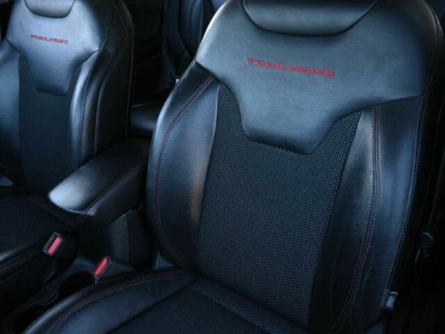 Сірий Джип Compass, об'ємом двигуна 1.4 л та пробігом 50 тис. км за 12700 $, фото 9 на Automoto.ua