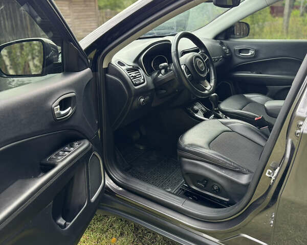 Сірий Джип Compass, об'ємом двигуна 2.4 л та пробігом 89 тис. км за 15200 $, фото 25 на Automoto.ua