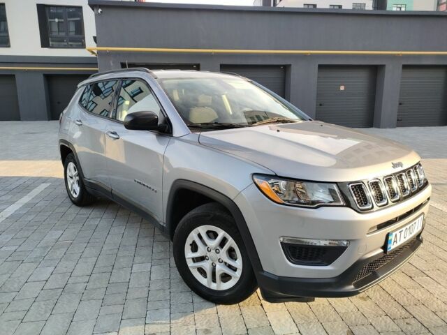 Серый Джип Компас, объемом двигателя 2.4 л и пробегом 173 тыс. км за 15800 $, фото 7 на Automoto.ua