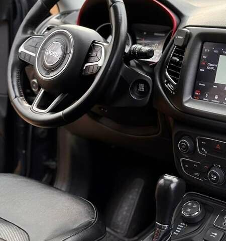 Сірий Джип Compass, об'ємом двигуна 2.36 л та пробігом 113 тис. км за 18600 $, фото 3 на Automoto.ua