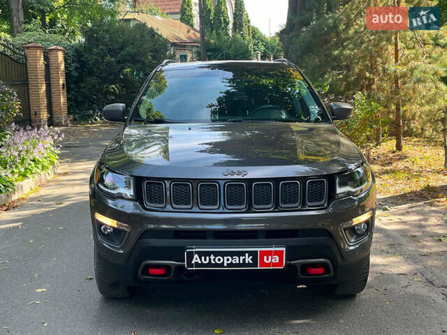 Сірий Джип Compass, об'ємом двигуна 2.4 л та пробігом 63 тис. км за 17990 $, фото 1 на Automoto.ua
