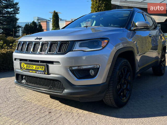 Сірий Джип Compass, об'ємом двигуна 2.4 л та пробігом 167 тис. км за 17700 $, фото 2 на Automoto.ua