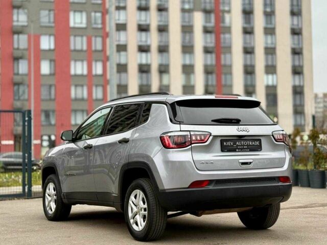 Серый Джип Компас, объемом двигателя 2.4 л и пробегом 190 тыс. км за 13400 $, фото 8 на Automoto.ua