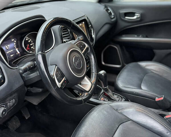 Серый Джип Компас, объемом двигателя 2.36 л и пробегом 107 тыс. км за 15400 $, фото 9 на Automoto.ua