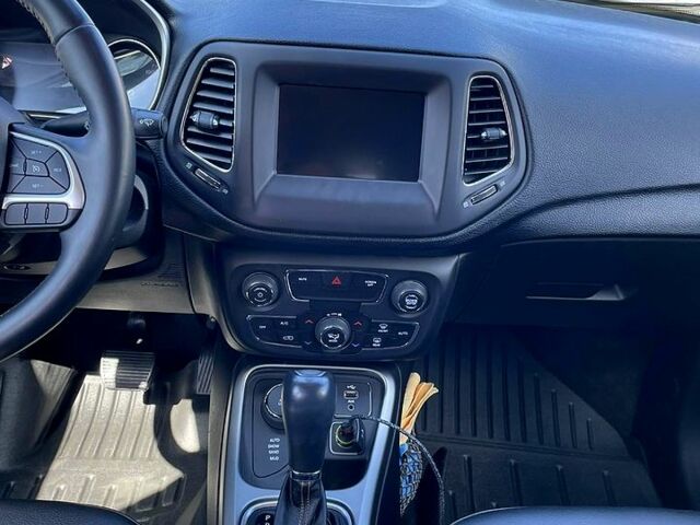 Сірий Джип Compass, об'ємом двигуна 2.4 л та пробігом 62 тис. км за 15500 $, фото 6 на Automoto.ua
