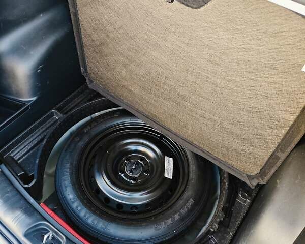 Сірий Джип Compass, об'ємом двигуна 2.36 л та пробігом 154 тис. км за 14700 $, фото 28 на Automoto.ua