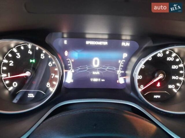 Джип Компас 2018 в Киеве на Automoto.ua Серый Джип Компас, объемом двигателя 2.4 л и пробегом 119 тыс. км за 15950 $, фото 53 на Automoto.ua
