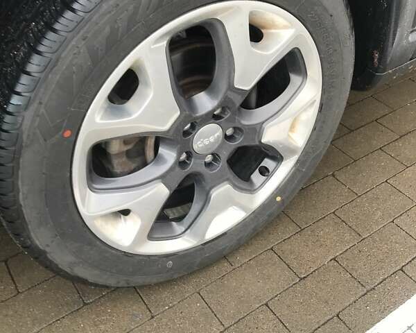 Серый Джип Компас, объемом двигателя 2.36 л и пробегом 115 тыс. км за 16600 $, фото 7 на Automoto.ua