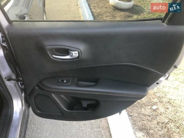 Серый Джип Компас, объемом двигателя 2.36 л и пробегом 21 тыс. км за 16500 $, фото 14 на Automoto.ua
