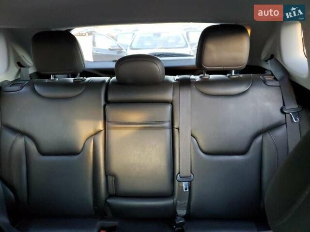 Сірий Джип Compass, об'ємом двигуна 2.36 л та пробігом 71 тис. км за 2500 $, фото 9 на Automoto.ua