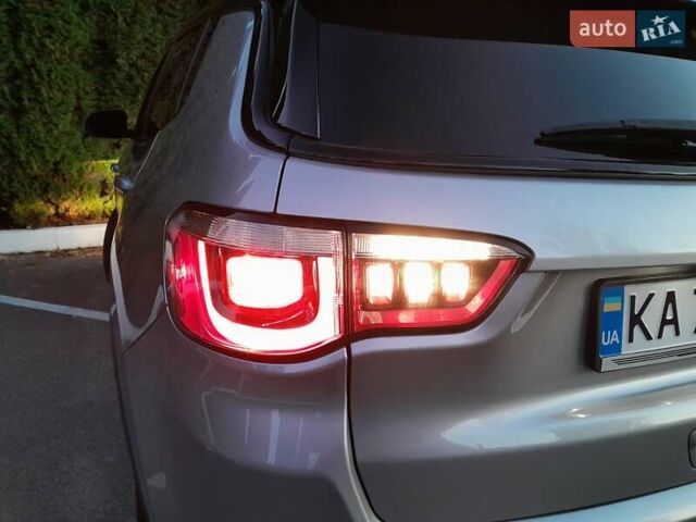 Джип Компас 2018 в Киеве на Automoto.ua Серый Джип Компас, объемом двигателя 2.4 л и пробегом 119 тыс. км за 15950 $, фото 83 на Automoto.ua