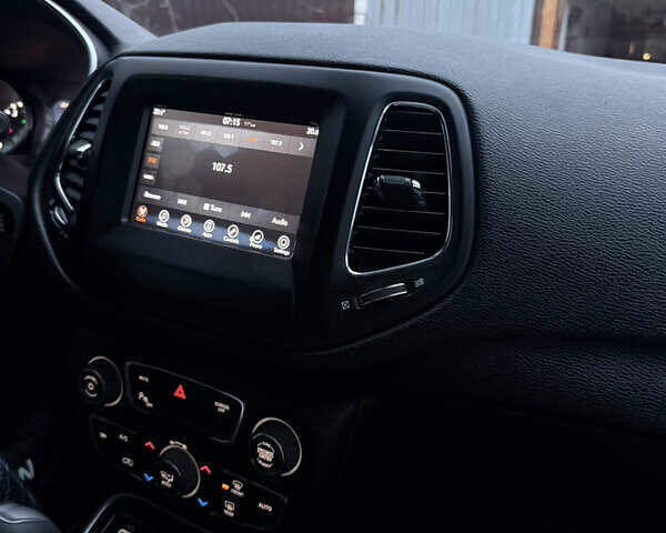 Сірий Джип Compass, об'ємом двигуна 2.36 л та пробігом 64 тис. км за 12500 $, фото 22 на Automoto.ua