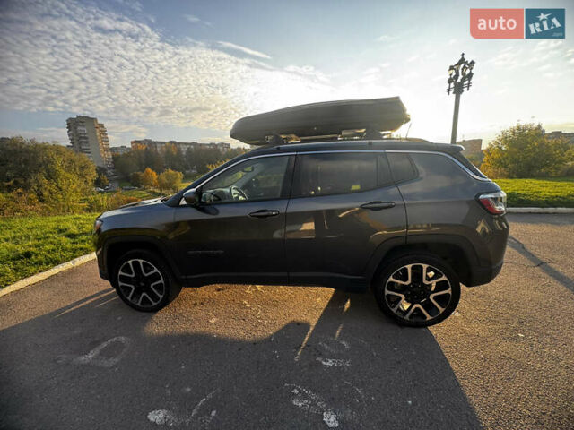 Серый Джип Компас, объемом двигателя 2.36 л и пробегом 183 тыс. км за 15400 $, фото 3 на Automoto.ua